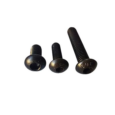 Vis hexagonale entièrement à fil d'oxyde noir avec conception à haute résistance à la traction