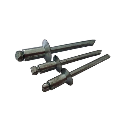 Résistance élevée 12 mm Rivets ouverts à l'extrémité aveugle Fer Countersunk Head Nature dans la norme DIN
