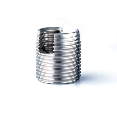 Acier inoxydable 304L 316L Type 302 métrique paroi mince à fente à filetage auto-collant