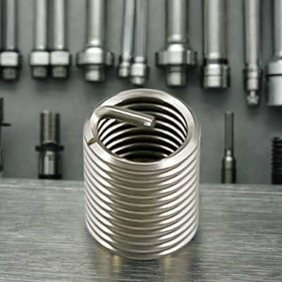 Kit d'installation et de réparation des hélicoïdes électriques à manche filetée