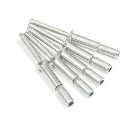 Rivet aveugle à bout ouvert en acier inoxydable pour fixation multi-grip dans des environnements difficiles