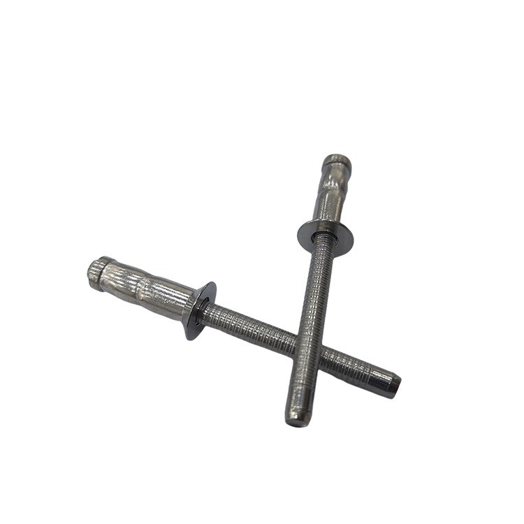 Industrie Rivets aveugles en acier à tête de dôme à prise multiple avec tête ronde et inspection de la portée